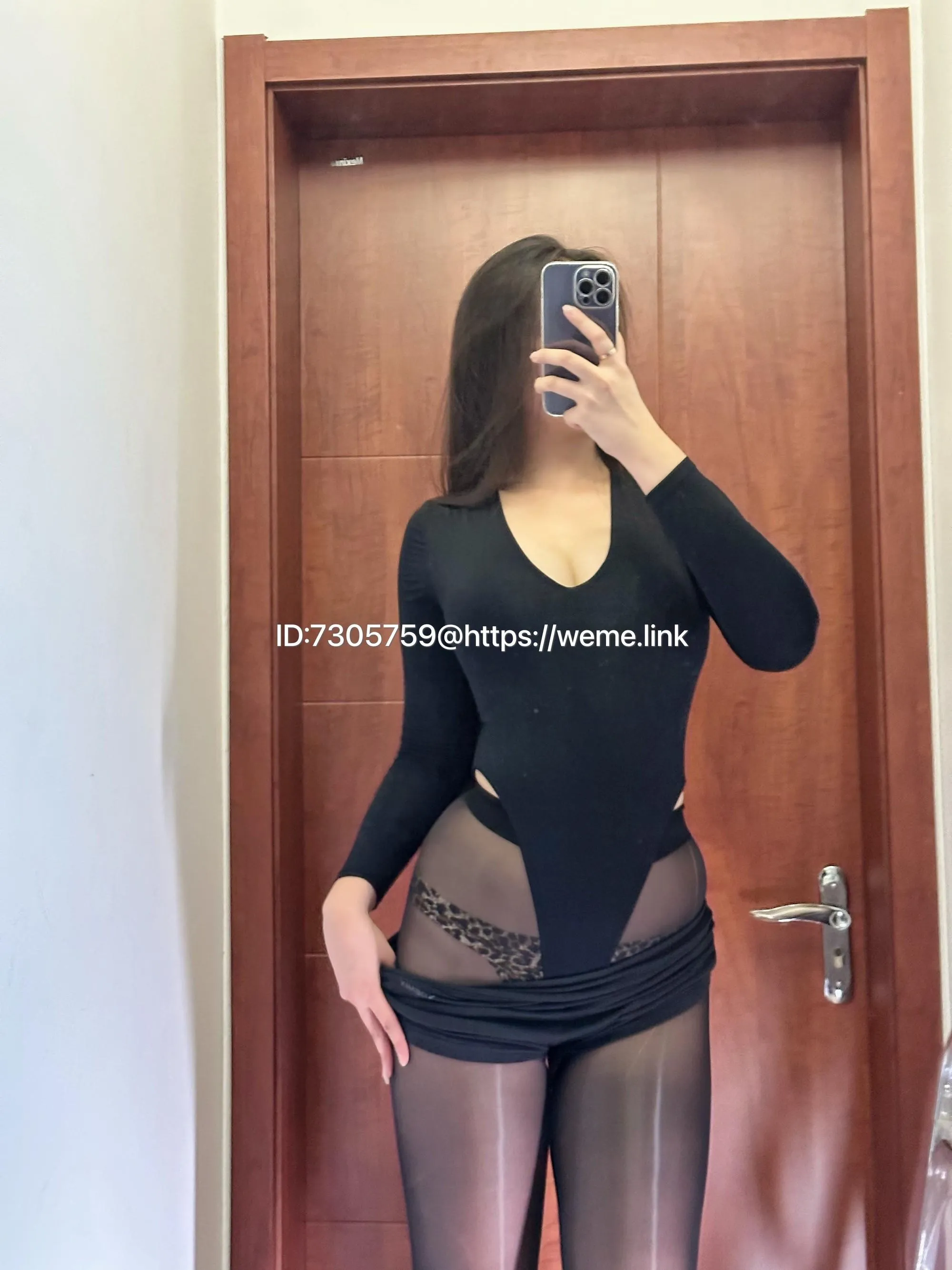 美邵女Baby – NO.008 黑丝玉足 [63P]插图7